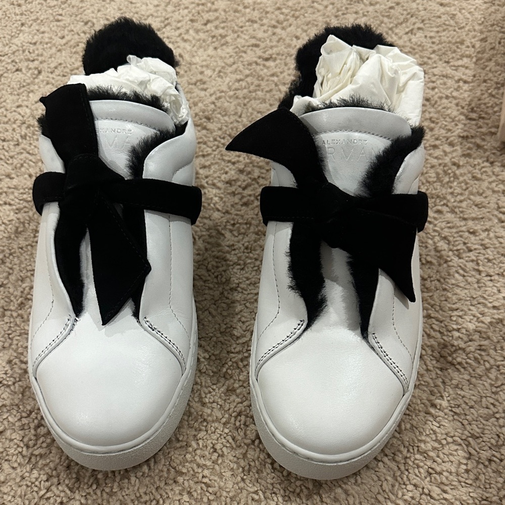 Alexandre Birman White Leather Sneakers with Black Fur Bow